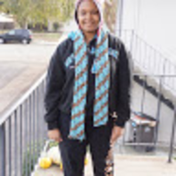 Meet your Posher, Twyrisa - Picture 1 of 1